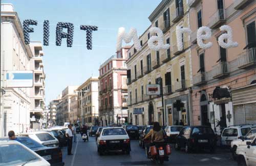 presentazione nuovo modello di auto