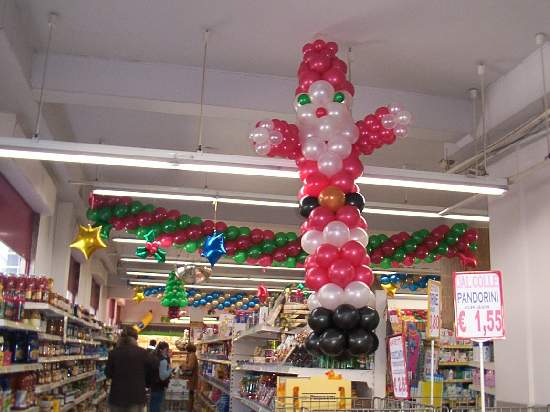 decorazioni natalizie al supermercato 1