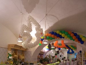 decorazioni pasquali in supermercato